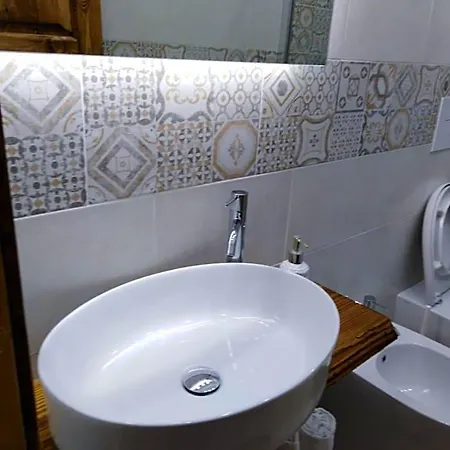 Bed & Breakfast La Pietra Ercolano