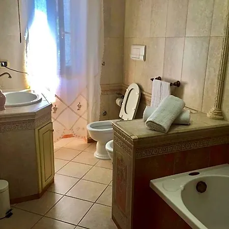 La Pietra Bed & Breakfast 3*